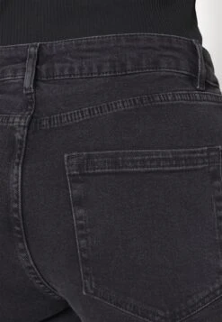 Flared Jeans - Black Denim -Geselecteerde Modieuze Dameskledingwinkels 002d81124476427bb4152587005ff5cc