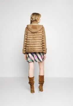 MAX & Co. Mela - Jas - Camel -Geselecteerde Modieuze Dameskledingwinkels 0643c6b007594bdbb25fa62a6a273ac7