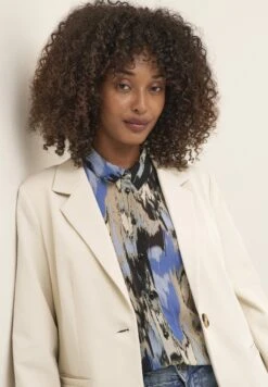 Kaffe Sakura - Blazer - Antique White -Geselecteerde Modieuze Dameskledingwinkels 1329a9c9191542be9393618cc694e9ef