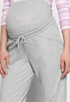 Slim Fit Joggers - Overbump - Trainingsbroek - Light Grey 9 Slim Fit Joggers - Overbump - Trainingsbroek - Light Grey -Geselecteerde Modieuze Dameskledingwinkels 1598926c008d498a9b25da53bfb7bad5