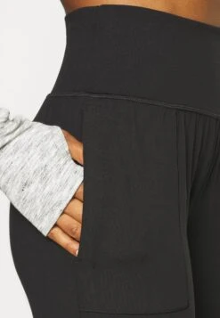 Athleta Salutation - Trainingsbroek - Black -Geselecteerde Modieuze Dameskledingwinkels 169f7e1231904f29a5b5c579ad5461b7