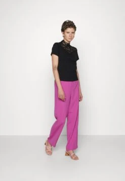 Mos Mosh Leia Pant - Broek - Vivid Viola -Geselecteerde Modieuze Dameskledingwinkels 1b01ecb72a414d1cb9ebe690305bc88e