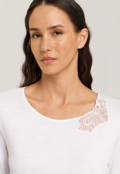 HANRO Naila - Nachtjapon - White -Geselecteerde Modieuze Dameskledingwinkels 281ea46677914ec89255bcc161a77708