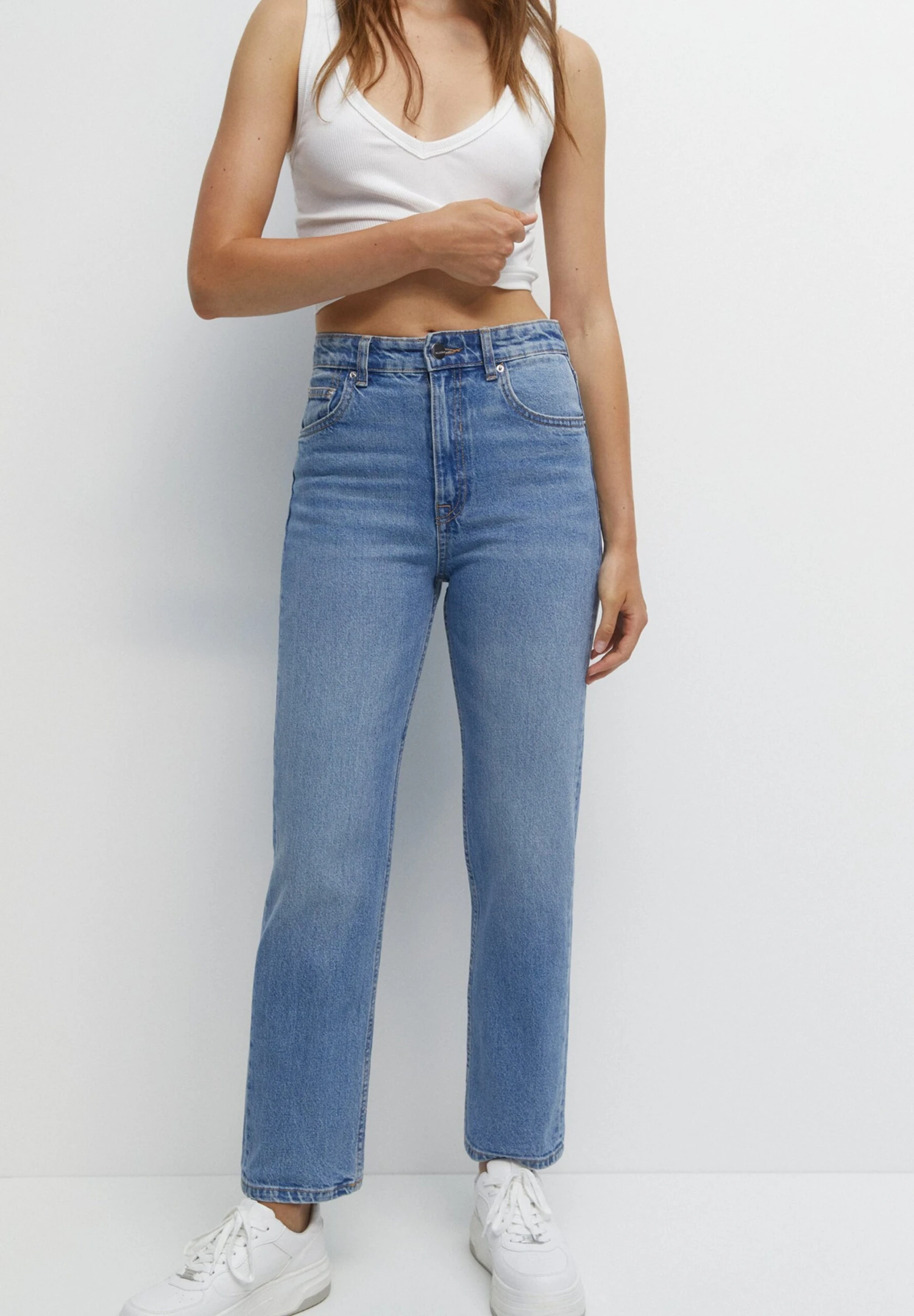 PULL & BEAR High Waist - Straight Leg Jeans - Stone Blue Denim 1 PULL & BEAR High Waist - Straight Leg Jeans - Stone Blue Denim