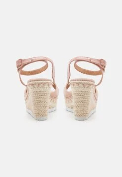 Anna Field Sandalen Met Sleehak - Light Pink -Geselecteerde Modieuze Dameskledingwinkels 331a62e2877441f7aa9e77e0a1b83139