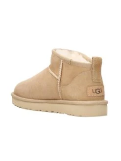 Ugg Classic Ultra Mini - Korte Laarzen - Sand 7 Ugg Classic Ultra Mini - Korte Laarzen - Sand -Geselecteerde Modieuze Dameskledingwinkels 351ead526521466aa551436db67932ee