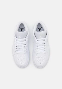 Wmns Air Jordan 1 Low 365 - Sneakers Laag - White -Geselecteerde Modieuze Dameskledingwinkels 3b93984a416b4979ba6fdde2173c11d2