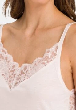 HANRO Mae - Nachtjapon - Bonbon -Geselecteerde Modieuze Dameskledingwinkels 4cc95f161d974e12a26e7ad8ab9a593f