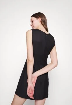 MAX & Co. Newyork - Etui-Jurk - Black -Geselecteerde Modieuze Dameskledingwinkels 4f27e13970374fd5a70ab1174c7c3422