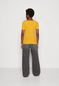 Anna Field T-Shirt Print - Dark Yellow/White -Geselecteerde Modieuze Dameskledingwinkels 6266442cd1aa4081b5fa7a1857bda977