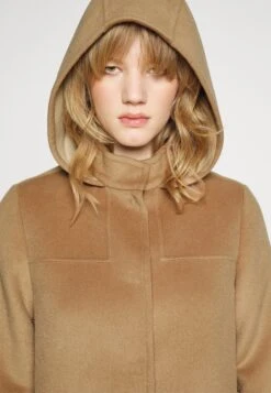 MAX & Co. Mela - Jas - Camel -Geselecteerde Modieuze Dameskledingwinkels 65b3139dce2f48bc8caaedac53801c6f