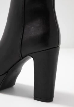 Anna Field Enkellaarsjes Met Hoge Hak - Black -Geselecteerde Modieuze Dameskledingwinkels 6f3444a6e01e46f1bcbf4ce977f92f9a