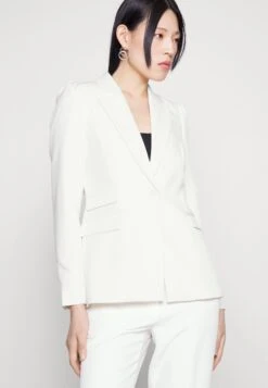 Bruuns Bazaar Rubysus Nora- Blazer - Snow White -Geselecteerde Modieuze Dameskledingwinkels 786855322cb745b7b7e739bad9c8c52f