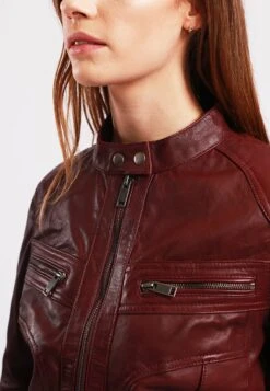Lee Cooper Bethanie - Leren Jas - Oxblood 7 Lee Cooper Bethanie - Leren Jas - Oxblood -Geselecteerde Modieuze Dameskledingwinkels 81df1075c5a9479bac7ef34873b8bd48