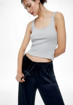 PULL & BEAR Satin Parachute - Broek - Mottled Black -Geselecteerde Modieuze Dameskledingwinkels 8be82a7c1e5443c891440162c3358830