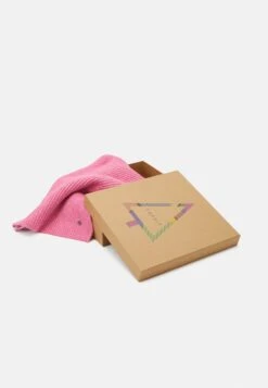ESPRIT Xmas Box Set - Sjaal - Pink -Geselecteerde Modieuze Dameskledingwinkels 8e12ac86f5b64735b944c98ecaa3bd6b