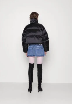 Calvin Klein Shine Puffer Down Coat - Gewatteerde Jas - Black -Geselecteerde Modieuze Dameskledingwinkels 9a5b70a332474441b72012a92e7a7cc4