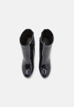 Even&Odd Enkellaarsjes Met Plateauzool - Dark Blue -Geselecteerde Modieuze Dameskledingwinkels 9e24490e01a2403d9dafe728e7db5794