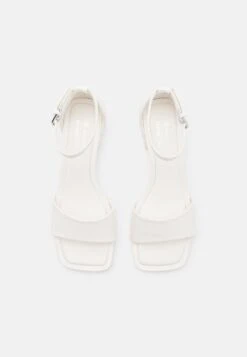 Call It Spring Vickie - Sandalen - White -Geselecteerde Modieuze Dameskledingwinkels a4a94c42c42a49dc815d36172b74d8ff