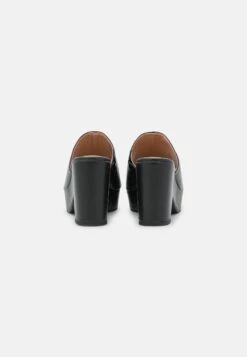 Wide Fit - Muiltjes Met Hak - Black 9 Wide Fit - Muiltjes Met Hak - Black -Geselecteerde Modieuze Dameskledingwinkels b55520beef73467197135975547764b9