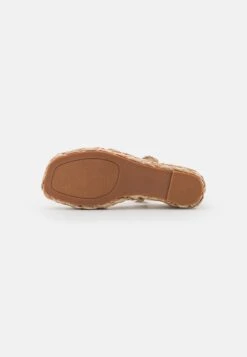 Alma En Pena Sandalen Met Sleehak - Beige -Geselecteerde Modieuze Dameskledingwinkels bd008cbfe32c4c8e9c71b07410f798a5