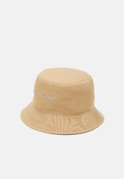 Calvin Klein Must Bucket Hat - Hoed - Safari Mono 6 Calvin Klein Must Bucket Hat - Hoed - Safari Mono -Geselecteerde Modieuze Dameskledingwinkels c177908c625d4f7791f487f6fc4f4f06