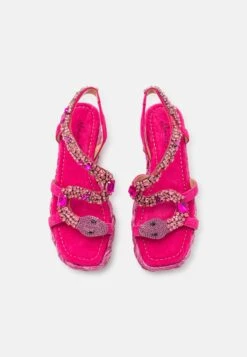 Alma En Pena Sandalen Met Sleehak - Fuxia -Geselecteerde Modieuze Dameskledingwinkels c395d76de4034433921c70618959994b