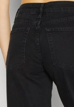 Even&Odd Relaxed Fit Jeans - Black Denim -Geselecteerde Modieuze Dameskledingwinkels c53bd0f4945144818a910ef12fc96766