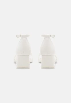 Call It Spring Vickie - Sandalen - White -Geselecteerde Modieuze Dameskledingwinkels c5a680a80d2044ea8fc1f665d070a288