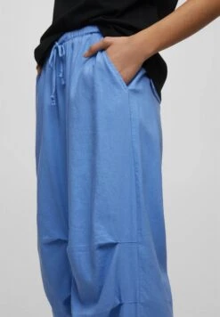PULL & BEAR Flowing Parachute - Trainingsbroek - Blue -Geselecteerde Modieuze Dameskledingwinkels cc091d5aaa174cfe960e9909a6a9ff96