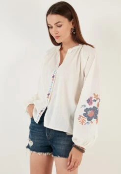 LELA Blouse - White -Geselecteerde Modieuze Dameskledingwinkels d4c62fb5975048c996165a3c6d9606bb