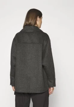 Sandro Oversize Double Face Coat With Eyelet - Halflange Jas - Gris Foncé -Geselecteerde Modieuze Dameskledingwinkels d8624e8f782446959d317fa3838013ec