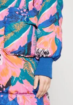 Yassimilly Padded Coat - Winterjas - Blue Iolite/Milana -Geselecteerde Modieuze Dameskledingwinkels e2961532783d45faace29b4257def214