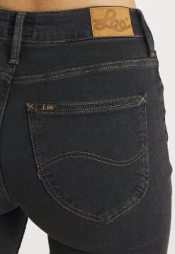 Lee Breese - Flared Jeans - Washed Black -Geselecteerde Modieuze Dameskledingwinkels ef4e1b2eaa3049b396d39eddd154e45a