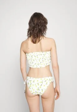 Seafolly Summer Crush Shirred Long Line Bandeau - Bikinitop - Off-White -Geselecteerde Modieuze Dameskledingwinkels f981078a55ae4b8d9adc603d63421bdc