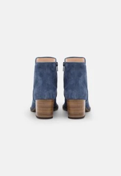 Gabor Comfort Korte Laarzen - Jeans -Geselecteerde Modieuze Dameskledingwinkels fa1fdc59b8da46b28980f3f759fc6ebf