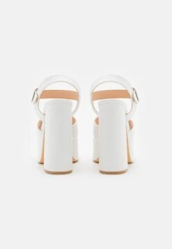 KOI FOOTWEAR Chidori - Sandalen Met Hoge Hak - White -Geselecteerde Modieuze Dameskledingwinkels fcc7b463df47408190175a09f1c40ede